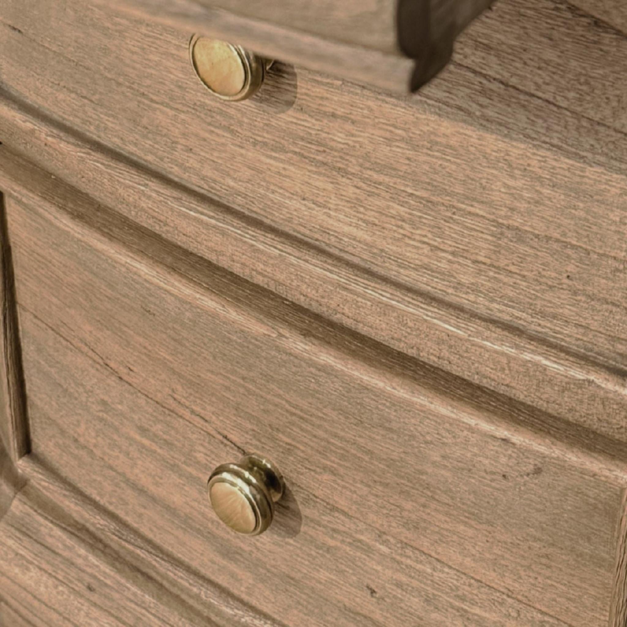https://cdn.shopify.com/s/files/1/0906/1082/7611/files/keiichi_fulbrook_oak_3_drawer_bedside_table_up_1_66a49d8b-97c3-4a8c-b3ac-fa5e032b5721.jpg?v=1771552914